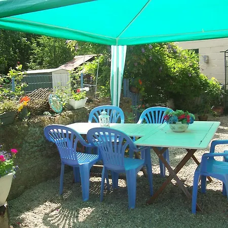 Guest house Le Chat Bleu 2*